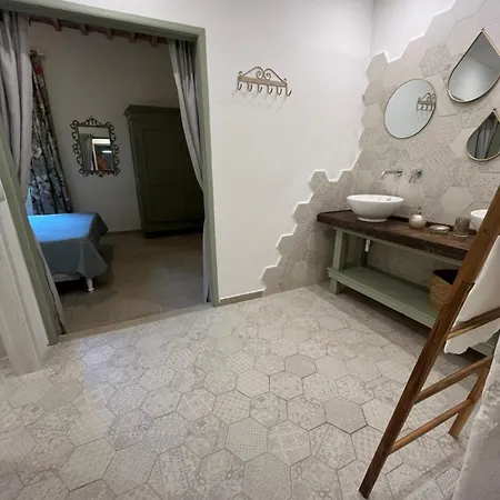 L'antica Cisterna Oda ve Kahvaltı